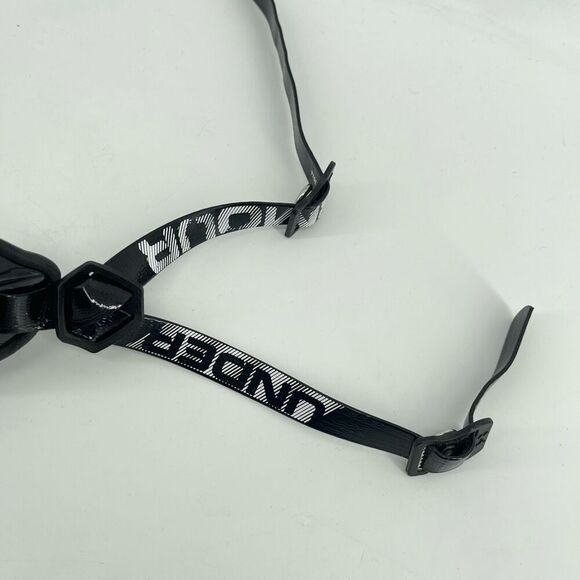 Under Armour Spotlight Kids’ Black & White Chinstrap – One Size Fits Most - Picture 5 of 10